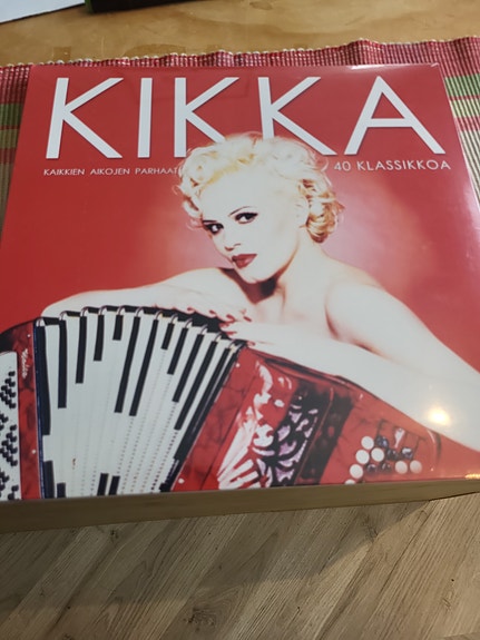 Kikka – kaikkien aikojen parhaat 40 klassikkoa 3lp kokoelma