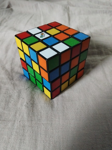 Rubiikin kuutio 4x4