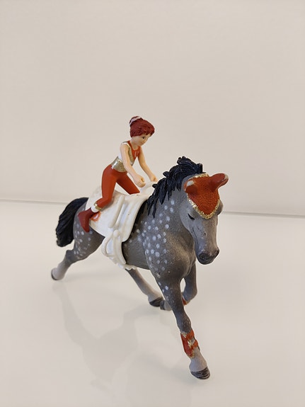 Schleich ratsastaja tyttö hevonen kilpahevonen