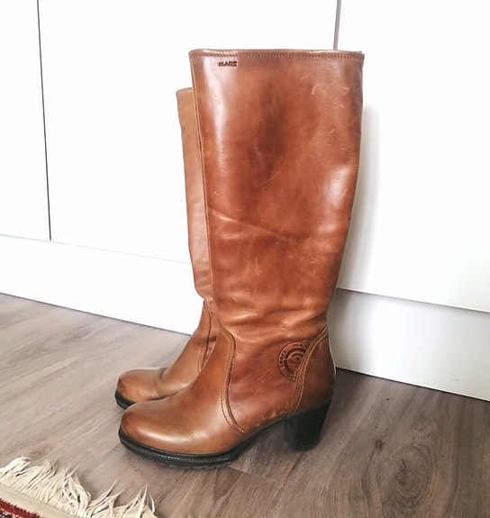 Marc merkkiset kengät koko 38