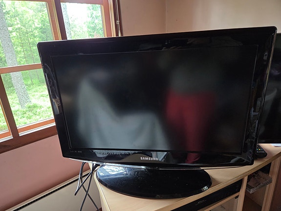 Annetaan televisio