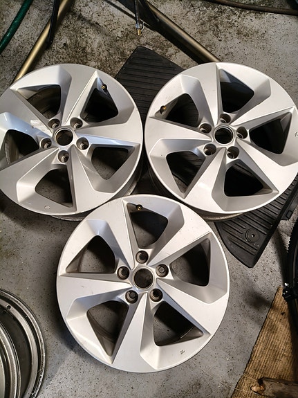 Nissan aluvanteet 3 kpl