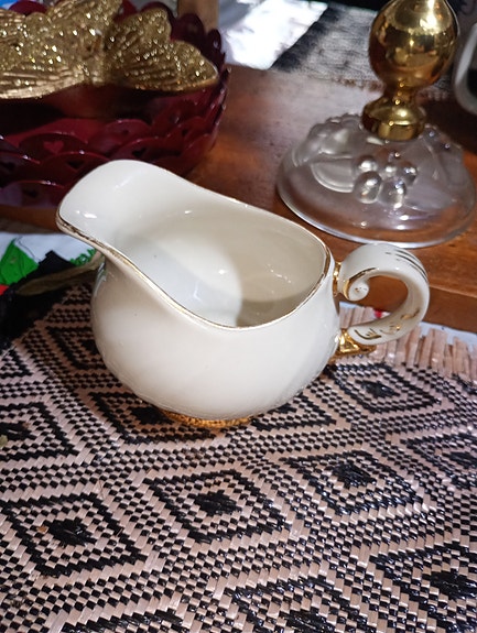 Arabia kultakoriste kermakko