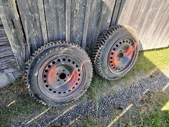 Pirelli piikkirenkaat