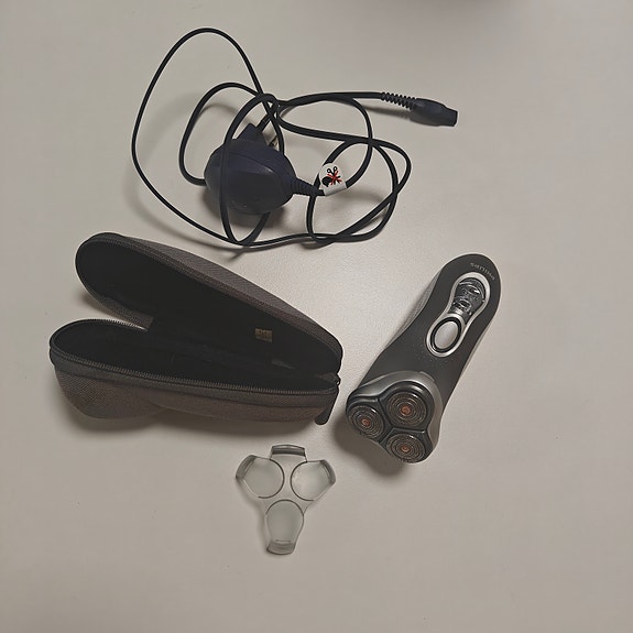 Philips vesipestävä parranajokone