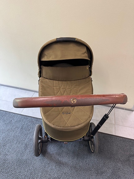 Product image 8 of 9