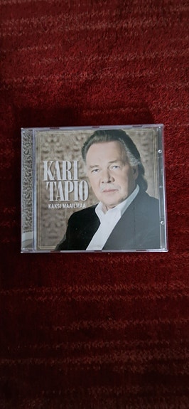 Uusi Kari Tapion cd-levy: Kaksi maailmaa
