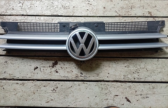 Vw Golf Mk4 keulamaski 2004vm