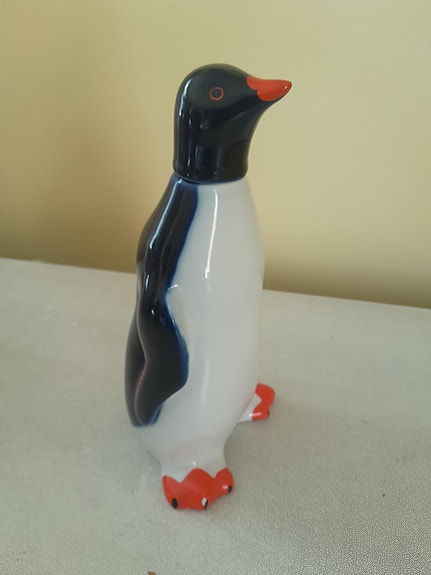 Lomonosov pingviini karahvi