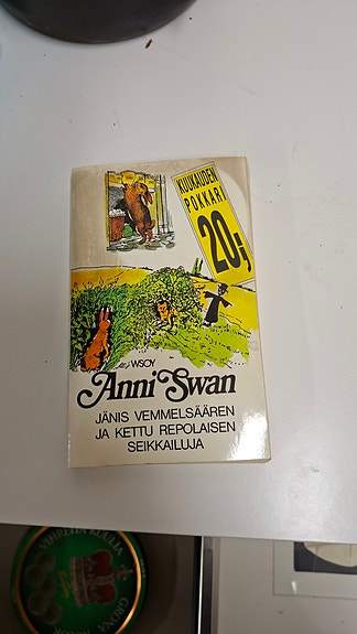 Anni Swan Jänis Vemmelsäären ja Kettu Repolaisen seikkailuja
