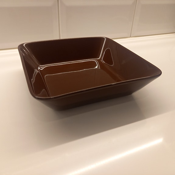 Iittala Teema vati / tarjoiluvati 16 * 16 cm ruskea
