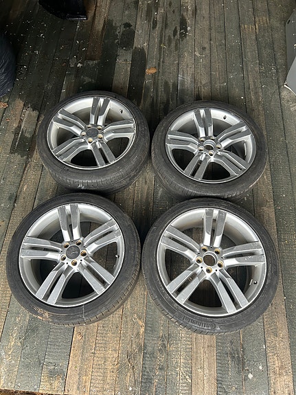 Mercedes-Benz 20” aluvanteet kesärenkailla