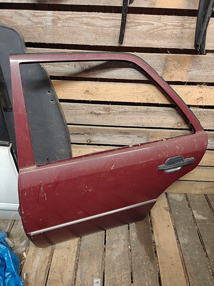 MB W124 Vasen takaovi