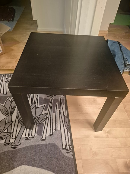 Ikean lack pöytä