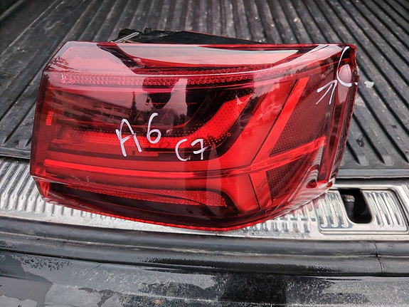 Audi a6 c7 oikea takavalo