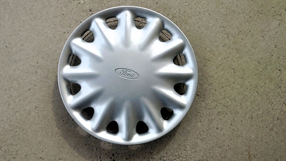 Ford pölykapselit 14"