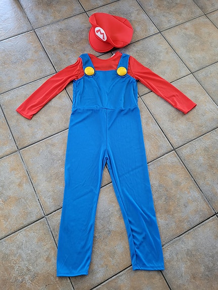 Super mario naamiaisasu