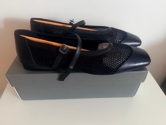 uudet Vagabond ballerinat, koko 41