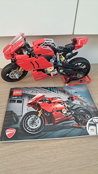 Lego Technic Ducati