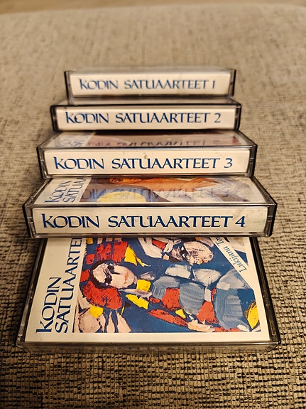 Weilin+Göös Kodin satuaarteet 1–5 kasettisarja