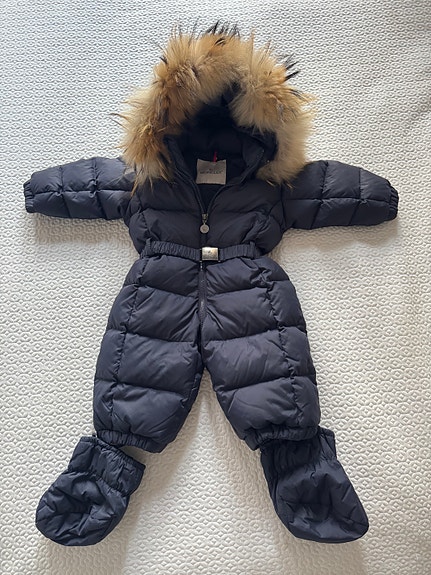 Moncler untuva talvihaalari 74cm