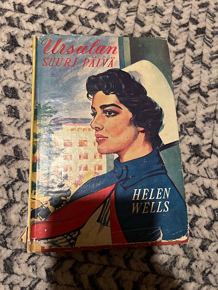 Helen Wells kirja "Ursulan suuri päivä"