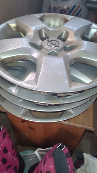 Alkuperäiset Opel 16" pölykapselit (4 kpl), Astra H