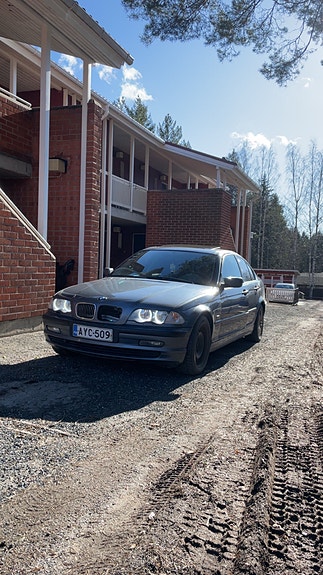 BMW E46 sedan osina