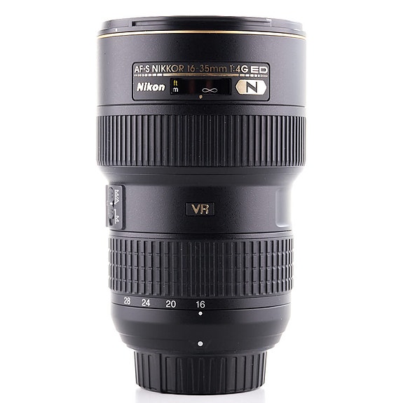 Nikon AF-S Nikkor 16-35mm f/4 G ED VR -objektiivi (käytetty)