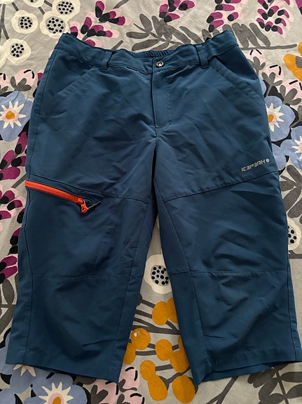 Icepeak 152cm shortsit
