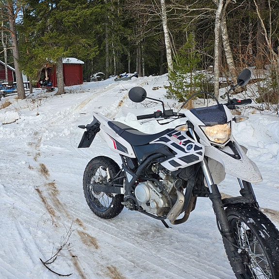 Ostetaan Yamaha WR125X tehoputki