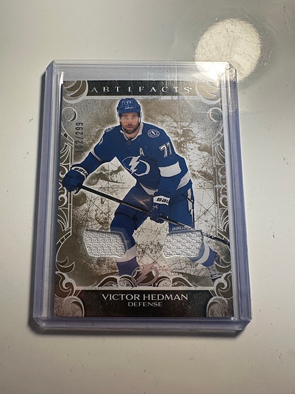 Upper Deck Artifacts Victor Hedman Gold Materials /299 Tampa Bay Lightning