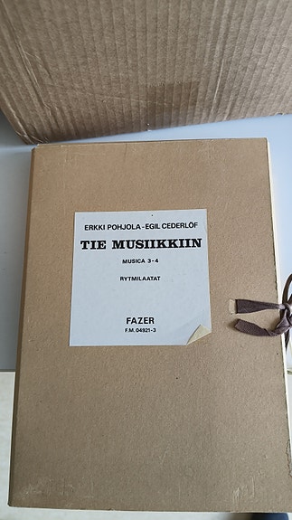 Tie musiikkiin, musica 3-4, rytmilaatat