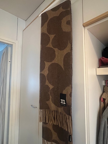 Marimekko identtinen unikko huivi