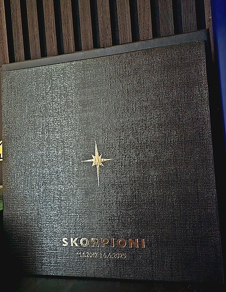 Skorpioni - Greatest Hits jäähyväiskokoelma LP