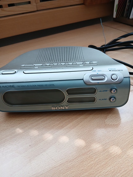 Sony herätyskello radio