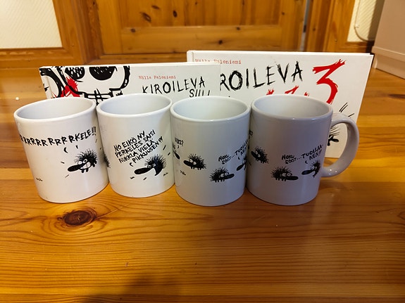 Kiroileva Siili tuotteita: kirjat ja mukit