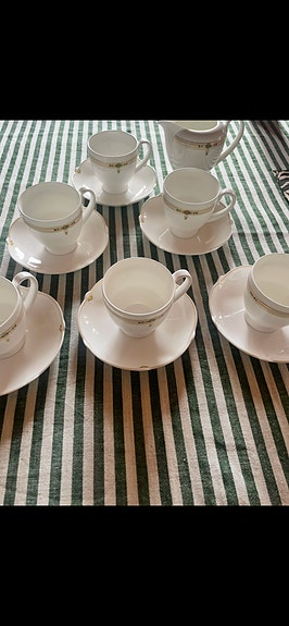 Villeroy and Boch kahviastiasto