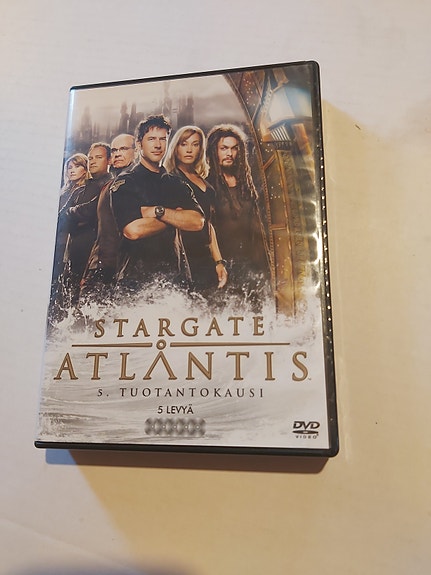 Stargate Atlantis 5. tuotantokausi