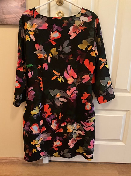 Kaunis kotelomekko / mekko vaikka juhliin L /40