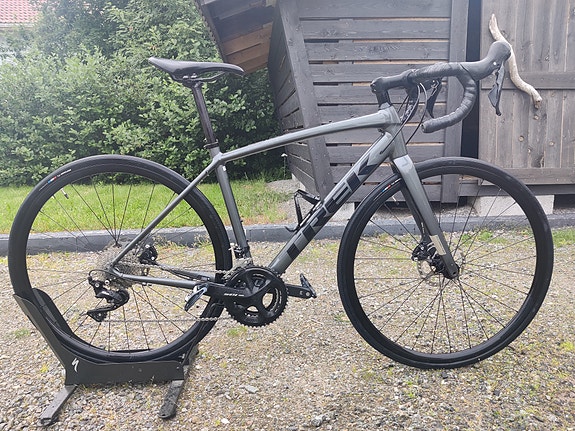 Trek Domane Al 5 52 cm maantiepyörä