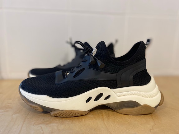 Steve Madden lenkkarit