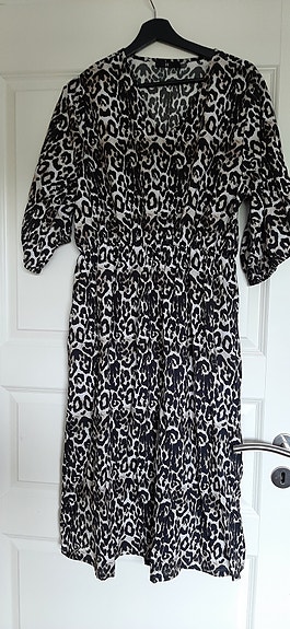 Leopardikuvioinen mekko koko D42/44