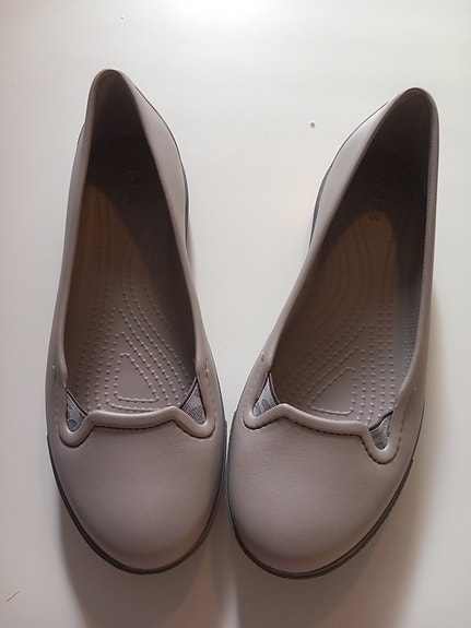 Crocs ballerinat 37 uutta vastaavat