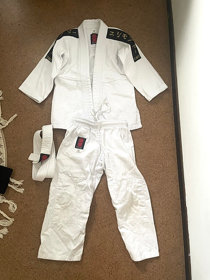 Judopuku ja vyö