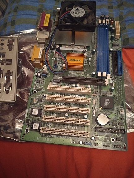 asrock emolevy