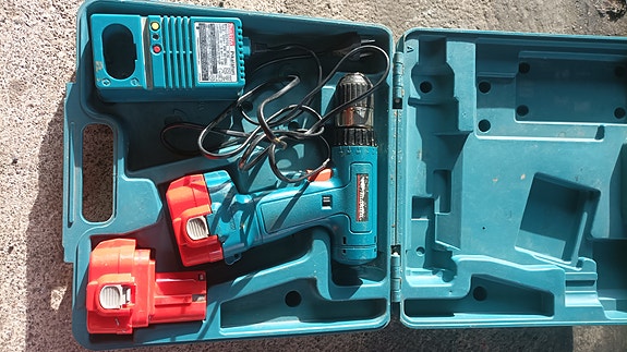 Makita porakone