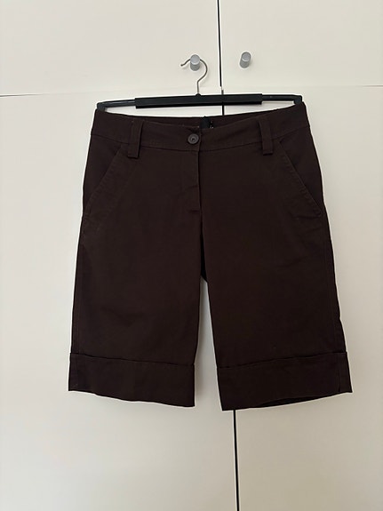Naisten ruskeat 36 Shortsit