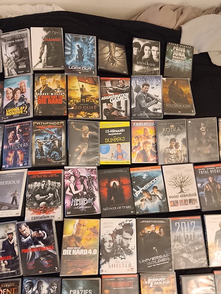 DVD- ja Blu-ray -elokuvapaketti