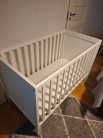 IKEA Sundvik pinnasänky